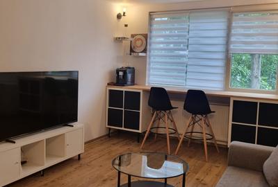 Apartament cu 2 camere decomandat, mobilat în Politehnica