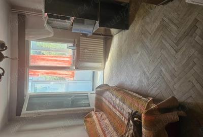 Vand apartament 3 camere 41mp - 2