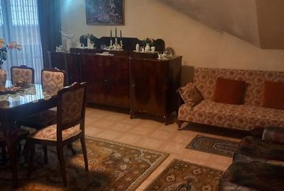 Casă cu 9 camere cu Teren 120 Mp în Central - 10