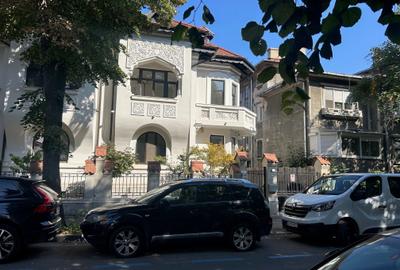 Vila recent renovata cu arhitectura superba pentru activități profesionale - 2