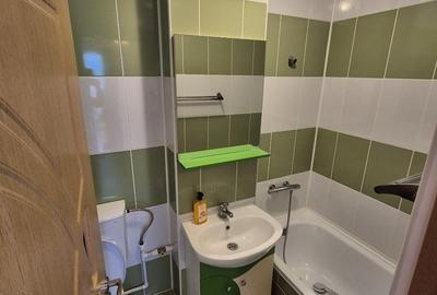 Apartament cu 2 camere decomandat în Micro 19 - 4