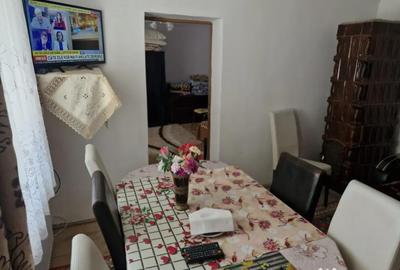 Casă cu 3 camere cu Canalizare în Aurel Vlaicu - 2