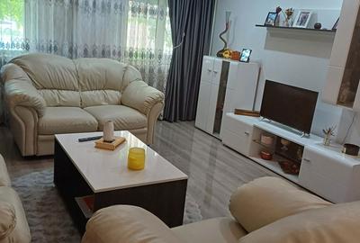 Apartament cu 4 camere decomandat în Est - 6