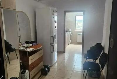 P.F.vand apartament 2camere, D,et3 din 4,lux,valea lupului, Mega image, total utilat si mobilat - 1