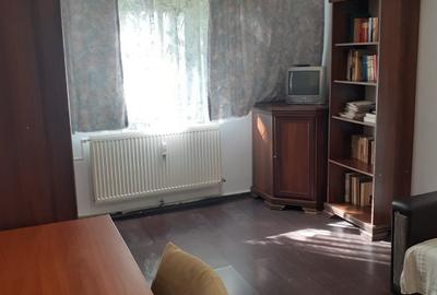 Garsonieră decomandată, mobilată în Drumul Taberei - 20