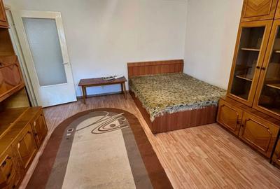 Garsonieră decomandată în Buzaului - 8