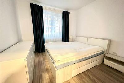 Apartament cu 2 camere decomandat, mobilat în Tractorul - 3