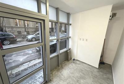 Spațiu comercial, de 8 mp, în P-ța Romană - 2