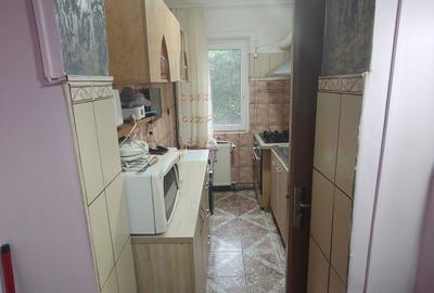 Apartament cu 2 camere decomandat în Podu Roș - 3