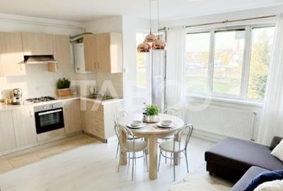 Apartament cu 3 camere semidecomandat, mobilat în Florești - 1