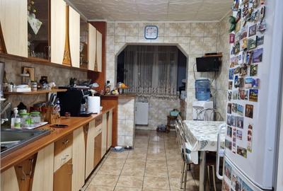 Apartament 4 camere, 84 mp, ac, boiler, balcon, parcare, metrou, zona Pantelimon - 6