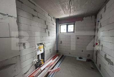 Casă cu 4 camere cu Teren 700 Mp în Central