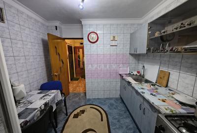 Apartament cu 3 camere decomandat, mobilat în Colentina - 13