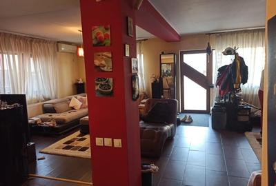 Casă individuală cu 5 camere cu Canalizare în Central - 12