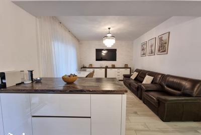 Apartament cu 3 camere, mobilat în Central - 4
