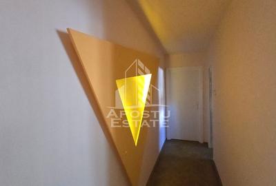 Apartament 3 camere, etaj 3, centrala proprie, zona Circumvalatiunii - 6
