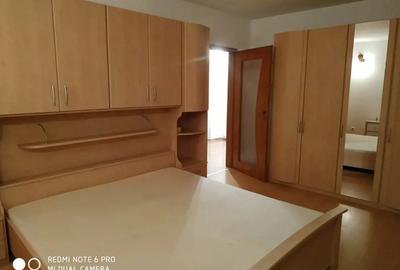 Inchiriez apartament cu 2 camere - 1
