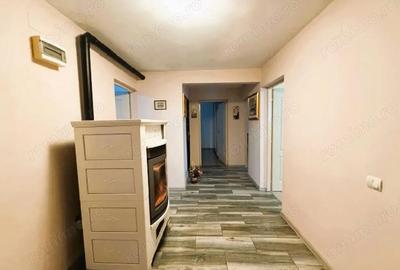Casă cu 3 camere cu Teren 500 Mp în Central - 12