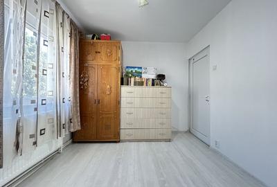 Apartament 4 camere 70 mp 2 bai centrala termica - Inel 2 - Scoala 39 - 6
