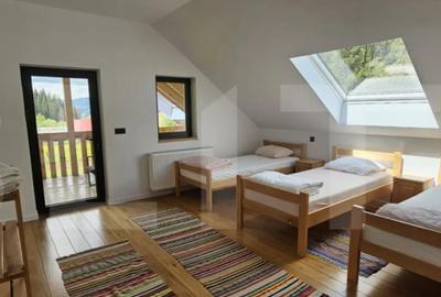 Casă cu 5 camere cu Teren 2908 Mp în Central - 3