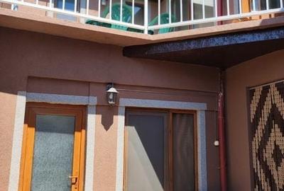 Casă cu 4 camere cu Teren 120 Mp în Tomis I - 2