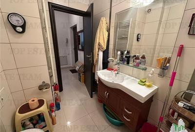 Apartament cu 2 camere nedecomandat, mobilat în Pajura - 6