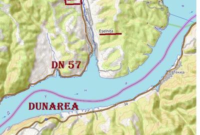Teren de 5200 mp, în Eșelnița - 1