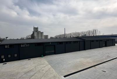 Spațiu comercial, de 3,000 mp, în Central - 10