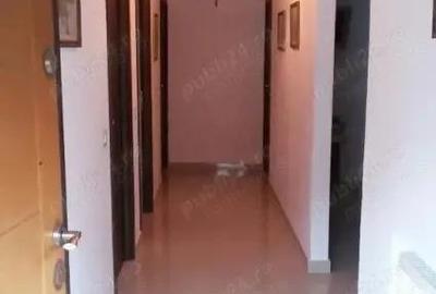 Apartament cu 3 camere decomandat în Ferentari - 9