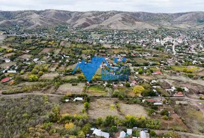 Teren de 3044 mp, în Niculițel - 3