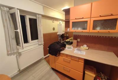 Vanzare apartament 3 camere Tei renovat, cu centrala - 5