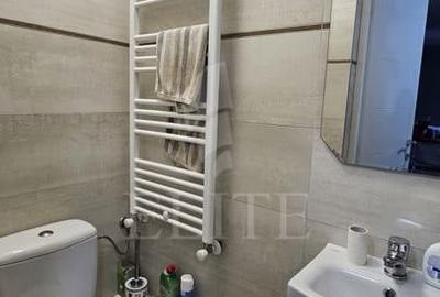 Apartament cu 3 camere decomandat în Central - 9