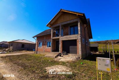 Casă cu 6 camere cu Teren 644 Mp în Sâncraiu de Mureș