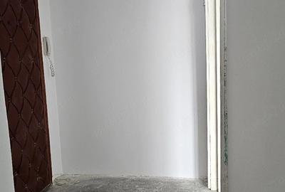 Apartament cu 2 camere semidecomandat în Vest - 1