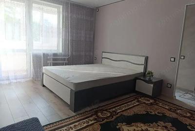 Garsonieră decomandată în Politehnica