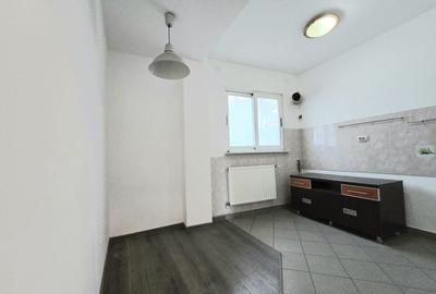 Vanzare duplex, Intrarea Episcopul Radu Nr 9 - 8