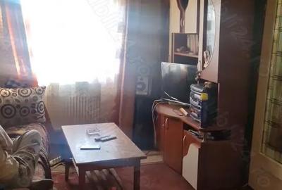 Casă cu 3 camere cu Teren 1675 Mp în Boldești - 1