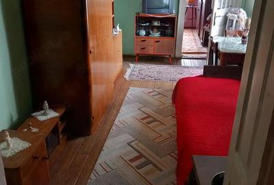 Casă cu 3 camere în Central - 1