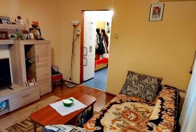 Apartament cu 4 camere semidecomandat în Berceni - 6