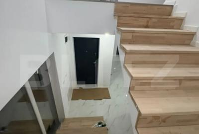 Casă cu 5 camere cu Teren 500 Mp în Central