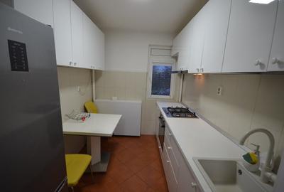 Apartament cu 2 camere semidecomandat, mobilat în Titan - 2