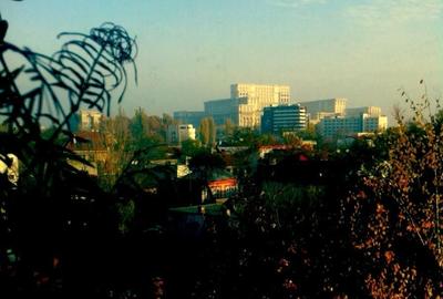 Apartament cu 4 camere decomandat în Cotroceni - 27