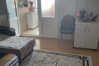 Far  garsoniera cu balcon - 2