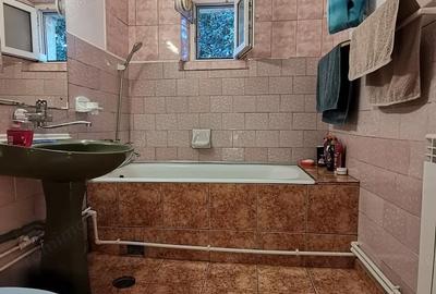 Apartament cu 2 camere decomandat în E3 - 4