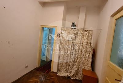 Casă cu 5 camere cu Teren 159 Mp în Tineretului - 14