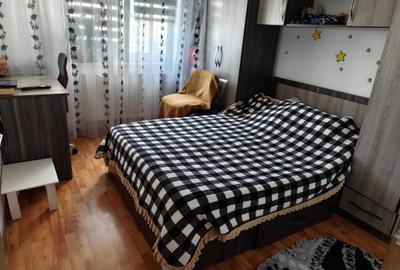 Apartament cu 3 camere decomandat în Central - 8