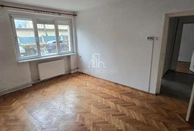 Apartament cu 3 camere semidecomandat în Cornișa - 9