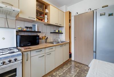 Apartament cu 3 camere circular, mobilat în Titan - 9