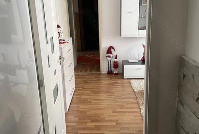 Apartament cu 3 camere semidecomandat în Central - 4