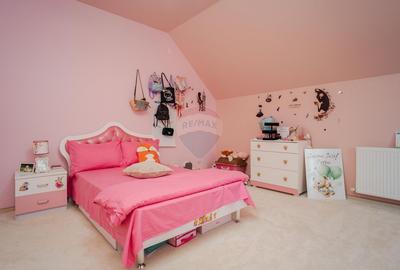 0% Comision - VILA de LUX de vanzare - Cu iaz natural - 22